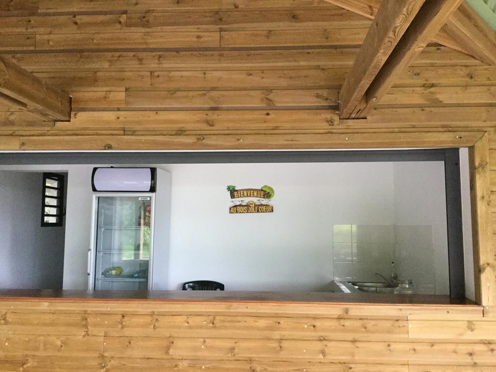 Le Bois Joli Coeur Hotel Saint Benoit Luaran gambar